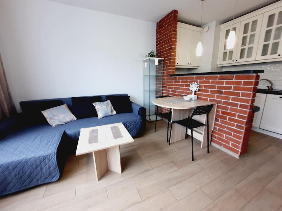 Apartament Z Podziemnym Parkingiem Ulica Wroclawska Красков Екстериор снимка