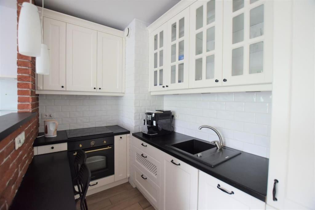 Apartament Z Podziemnym Parkingiem Ulica Wroclawska Красков Екстериор снимка