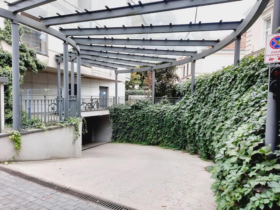 Apartament Z Podziemnym Parkingiem Ulica Wroclawska Красков Екстериор снимка